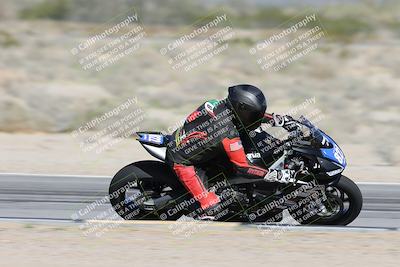 media/Jan-15-2026-Racers Edge (Thu) [[dfebeb70ab]]/2-A Group/Session 3 (Turn 15 Inside Pans)/